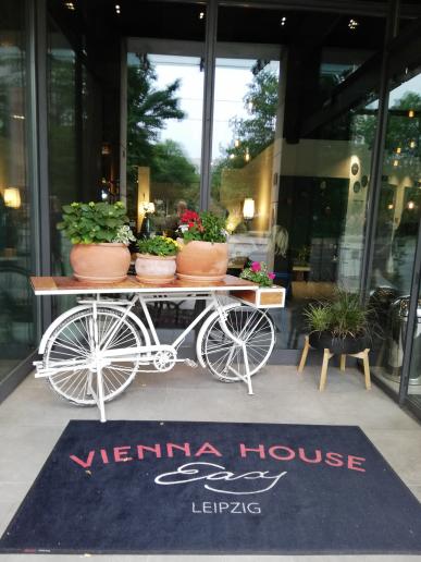 Wieder im favorisierten Hotel wie auch in 2019... Vienna House Easy direkt am Hbf