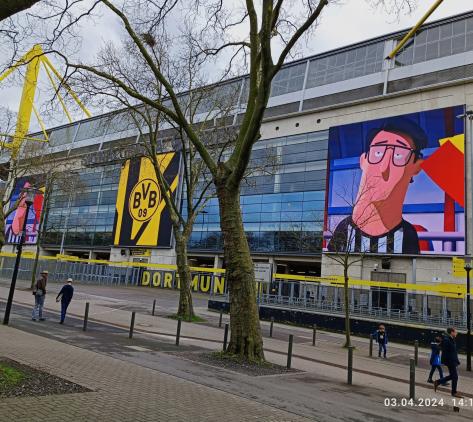 Nebenan das Borussia Dortmund Stadion / Iduna Park ⚽