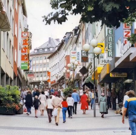 Kölner Straße hoch zur Oberstadt