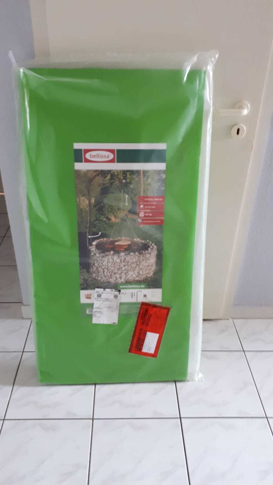 Timo's Geburtstagsgeschenk ist angekommen!!! Er hat seinen Traumgrill von Riesgroß, Frank & Tina und un uns zwei bekommen.  26.08.2019