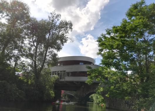 Das Original "Riverboot"-Studio über der Elster 