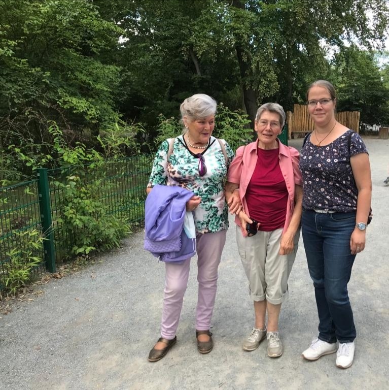 Auf geht's! Wir haben heute auch noch Tante Ingeborg mit dabei!