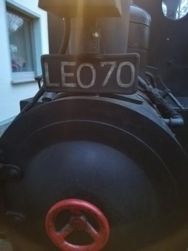 LEO 70