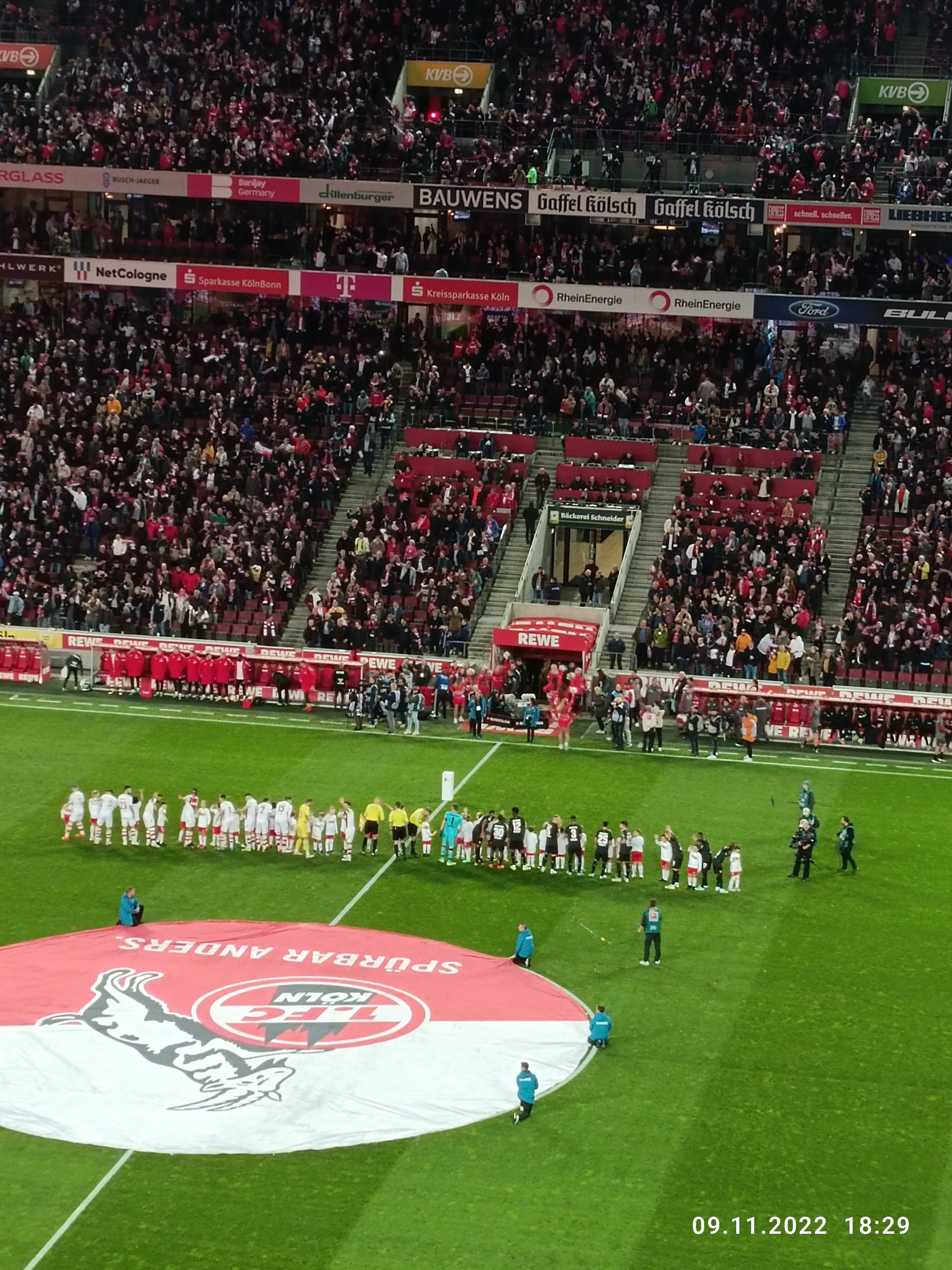 Aufstellung!