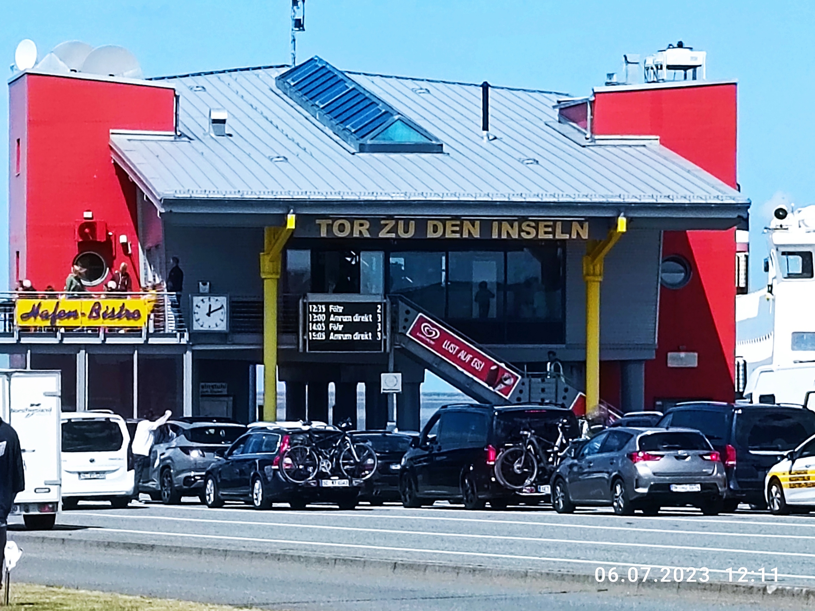 Hier ist Anlaufstelle zu den Fähren nach Föhr und Amrum