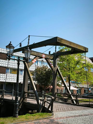 Holzkonstruktionsbrücken