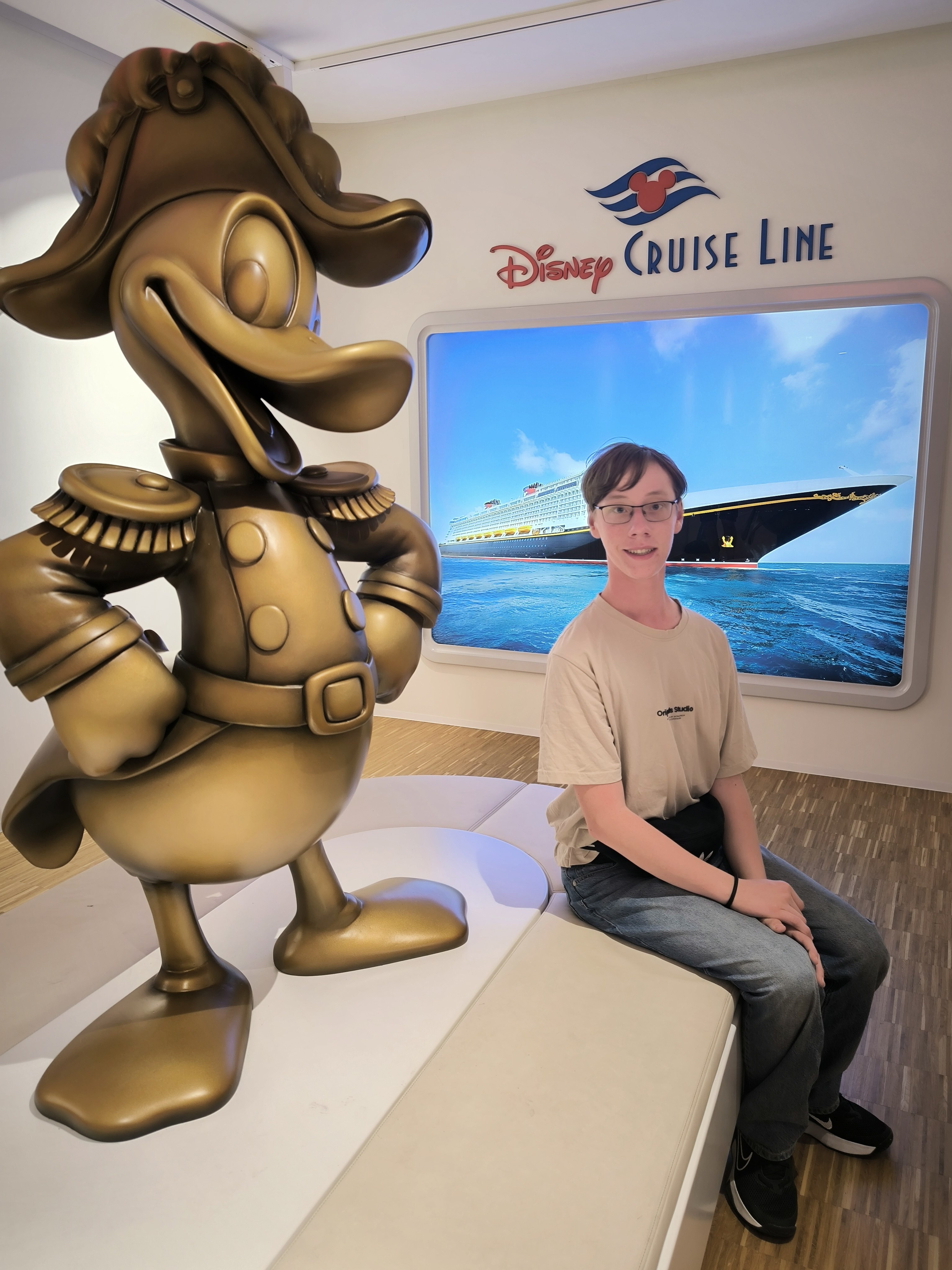 Disney Cruiser
