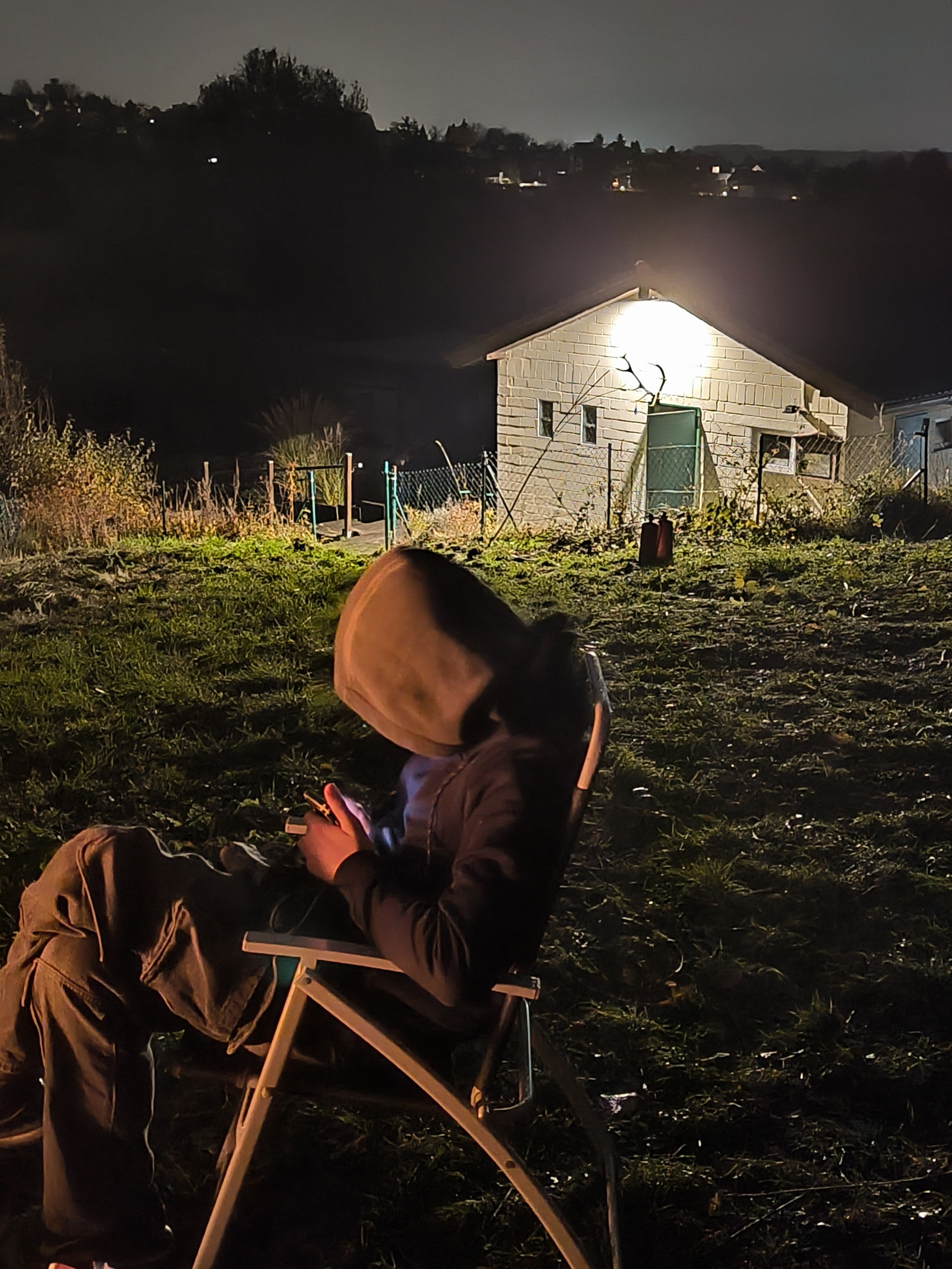 Ende und Löschung des Martinsfeuers so gegen 00:30Uhr