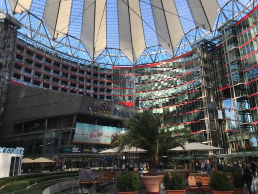 am Potsdamer Platz /Sony Center